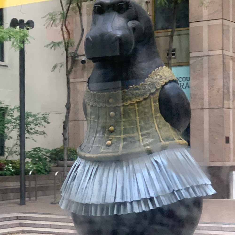 Meet your Posher, Flo